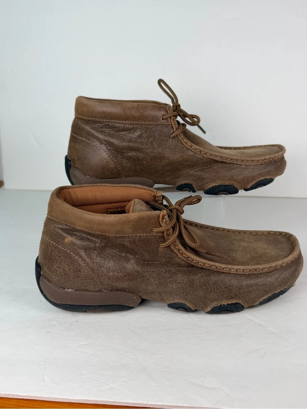 Twisted X Men’s 7.5 M Brown Leather Chukka Moc Toe Casual Driving Shoes